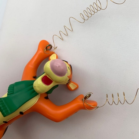 Disney Winnie the Pooh Jumping Tigger Juggling Gifts Christmas Ornament - Picture 9 of 15